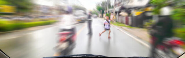 JEZIVA NESREĆA U IVANJICI! Devojčicu (9) pokosio auto, zadobila teške povrede