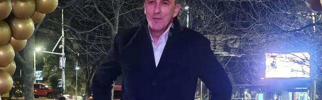 Naš poznati pevač usvojio je dve ćerke, sada progovorio o ženi i porodici: "Da nije njih, ne bih video..."