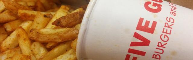 Direktor lanca Five Guys podelio 1,5 miliona dolara bonusa zaposlenima posle haosa sa promocijom