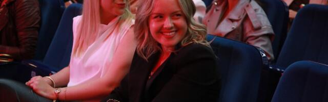 SVASTIKA NIKOLE JOKIĆA PRVI PUT U JAVNOSTI: Radila intervju sa zetom, a evo za koga je čuvana stolica na koncertu pored Natalije i Maje