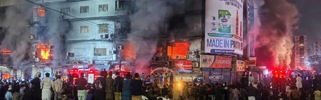 Gori tržni centar, vatra zahvatila više prodavnica: Stradalo najmanje 6 osoba