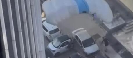 PADOBRANAC SKOČIO S NAJVIŠEG NEBODERA U HRVATSKOJ! Sleteo na automobil i odšetao kao da se ništa nije desilo - POGLEDAJTE (VIDEO)