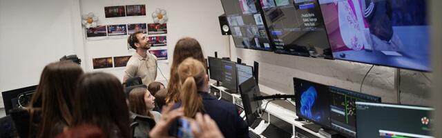 KOMPANIJA WMG (WIRELESS MEDIA GROUP) UGOSTILA DEVOJČICE U OKVIRU INICIJATIVE „DAN DEVOJČICA U IKT SEKTORU“