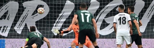 Bešiktaš spržen u istanbulskom vatrometu: Sporting ubitačan iz prekida, želi borbu za nokaut fazu (VIDEO)