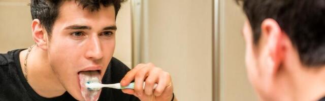 Čišćenje jezika je nešto što morate raditi