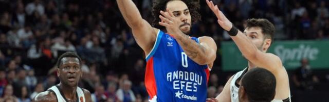 EVROLIGA ODREDILA! Francuz i dva Grka sude na meču Partizan - Efes