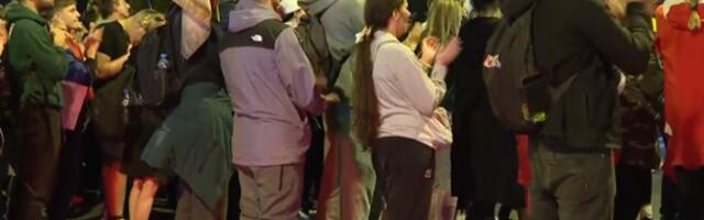 Studenti u Kisaču aplauzom pozdravili Teodoru, jedinu preživelu u padu nadstrešnice