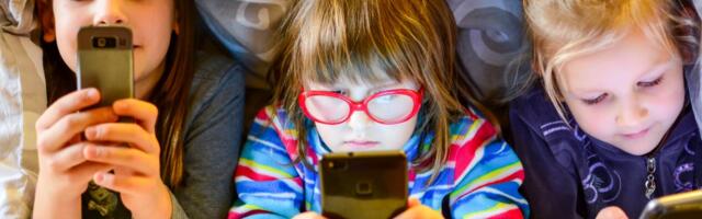 AKTIVIRAN ALARM! Mala deca i društvene mreže: Ne znaju još da čitaju, a već su izložena neprimerenom sadržaju
