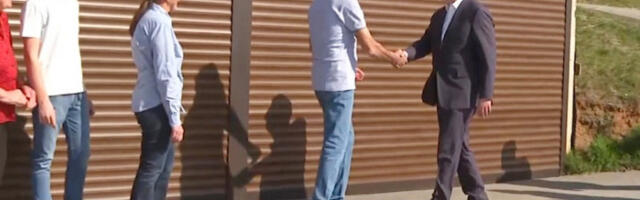 Вучић у посети породици Раковић код Севојна