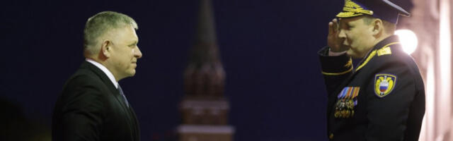 Фицо и Гашпар на Паради победе у Москви: Суверена спољна политика Братиславе