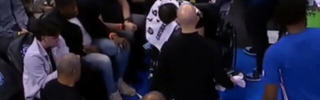 TEŠKE SCENE U NBA: Legenda lige izneta u kolicima! (VIDEO)