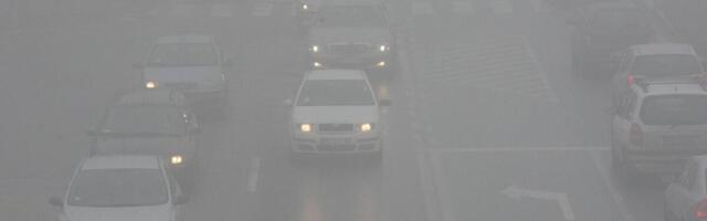 GUSTA, CRNA MAGLA SE NADVILA NAD BEOGRADOM! Ne vidi se prst pred okom, vozila mile, RHMZ izdao HITNO SAOPŠTENJE