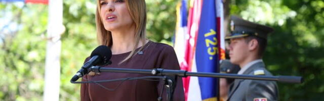 DANAS SE POKLANJAMO SENIMA NAŠIH JUNAKA! Ministarka Stamenkovski poslala jaku poruku na godišnjicu okončanja bitke na Košarama