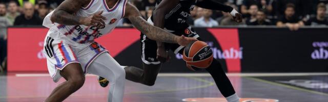 Pariz prejak za oslabljeni Partizan! Crno-beli primili 101 poen u Areni