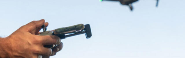 Изнад холандске војне базе Волкел поново примећени дронови