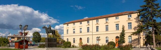 "Nemoj! Pusti nas napolje": Pojavio se snimak napada na posmatračice Crte (VIDEO)