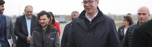 Moćna poruka predsednika! Vučić: "Dok oni mrze, bave se glupostima, ja se bavim životom građana" (VIDEO)