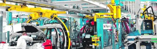 NOVA VOZILA SKUPLJA ZA 30 ODSTO! Kriza u auto-industriji se ne smiruje, na auto se čeka i do godinu dana!