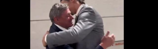 Zlatan zagrlio Piksija i postavio mu HIT PITANJE (VIDEO)