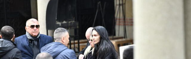 (VIDEO) UDOVICA ŽELJKA RUTOVIĆA U SUZAMA: Mirjana nema od bola, porodica uz nju