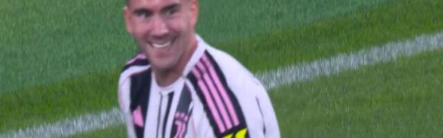 Iskusni italijanski trener hvali Vlahovića: "On je među pet najboljih napadača u Evropi"