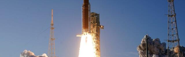 Istorijski trenutak koji je svet čekao! Čovečanstvo ponovo juriša na Mesec, misija Artemis II napustila orbitu! (VIDEO)