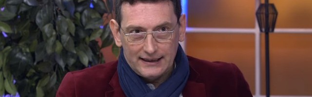 "Vučić je izlečio Srbiju": Bakarec ne posustaje