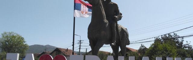 Pismo sa Kosova ili zastava na pola koplja