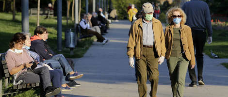U Srbiji maske na otvorenom preporuka, a ne obaveza