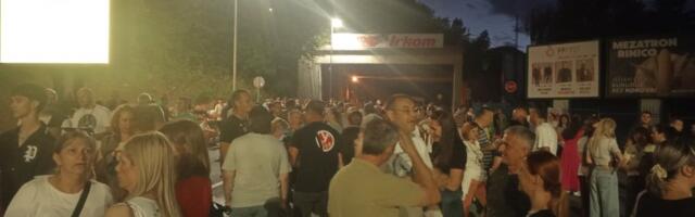 Protest i blokada u Užicu: I večeras blokirana magistrala (FOTO)