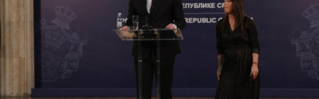 Vučićeva savetnica Suzana Vasiljević na proslavi advokatske kancelarije koja zastupa „Telekom“ i „United grupu“ u Srbiji