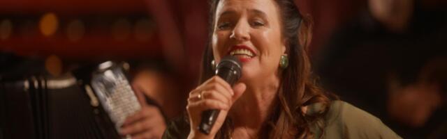 Nela Mihailović je u seriji "Izvor" zapevala čuveni hit legendarne pevačice