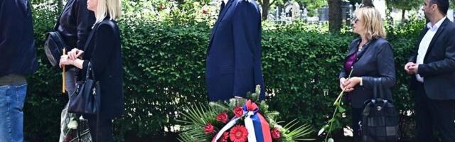 Sahranjen Vladimir Cvetković, i predsednik Srbije se oprostio od legende (FOTO)