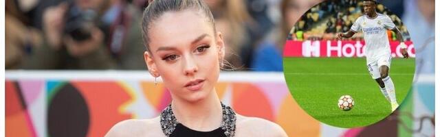 Superstar Reala "bacio oko" na prelepu glumicu (FOTO)