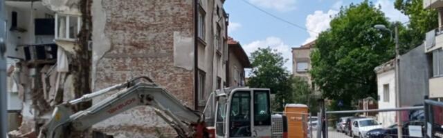 Ponovo se urušila zgrada u Vidovdanskoj ulici