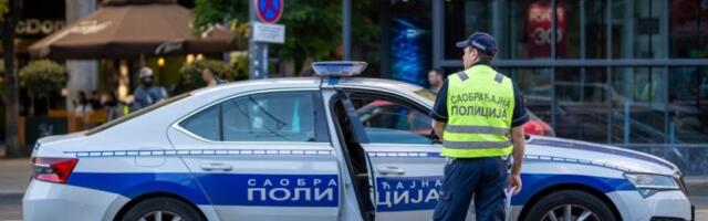 STRAVIČNA SAOBRAĆAJNA NESREĆA U BEOGRADU! Ima povređenih - Policija na licu mesta (FOTO)