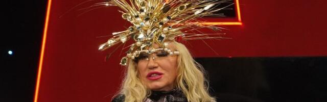 "Kad je metak opalio, pala je u nesvest": Nada Topčagić pred nastup preživela dramu