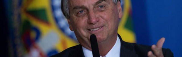 Болсонаро подржава председничку кандидатуру најстаријег сина следеће године