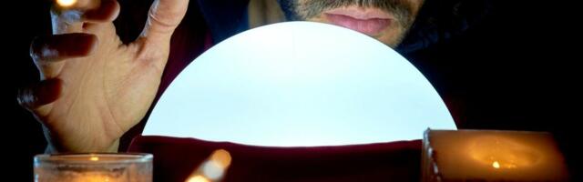 SRBI VERUJU VIŠE GATARAMA I VIDOVNJACIMA NEGO LEKARIMA: Opasno sujeverje uzelo maha, psiholozi upozoravaju!