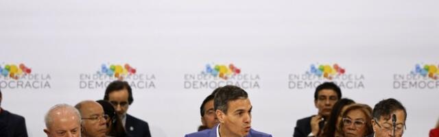 Skup levičara u Barseloni: „Ne možemo se svakog jutra buditi uz predsednika koji preti svetu“