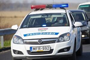 Ухапшен малолетни држављанин Србије у Мађарској, сумња се да је превозио мигранте
