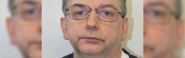 Demon paralize sna - budite se u hotelskoj sobi dok vam menadžer sisa prste na nogama