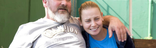 POTRESNA ISPOVEST JELENE DOKIĆ: Evo zašto nisam bila na očevoj sahrani