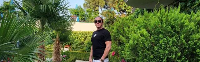 "Pokušavali smo mnogo puta" Jašar (61) progovorio o usvajanju deteta: Pevač se 20 godina borio za potomstvo