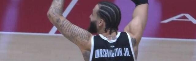 POTEZ DVEJNA VAŠINGTONA KOJI JE SVE ZBUNIO! Okrenuo se ka klupi Partizana, podigao ruke i pokazao znak o kom bruji Srbija: Evo o čemu se radi!