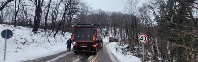 Spremite se za zimsku vožnju! AMSS upozorava: Za put na planine pripremiti zimske gume, jer se popodne tamo očekuje sneg