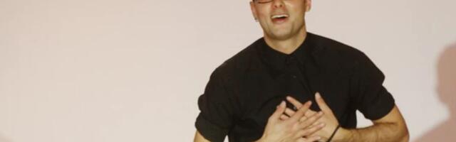 PROMENIO POL I POSTAO ZGODNA MIA Marko nestao sa scene, a danas ima filere u usnama, žensku frizuru i ful šminku: Evo kako izgleda