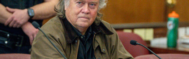 Победа Трамповог савезника: Бенон пред поништењем пресуде за непоштовање Конгреса