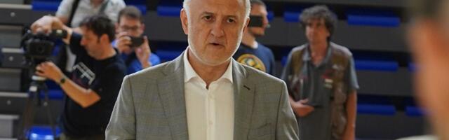 Ministar se nije dobro proveo: Zoran Gajić izviždan u Areni! (VIDEO)