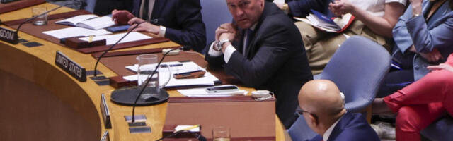 САД и савезници спремају нову резолуцију о Ормузу